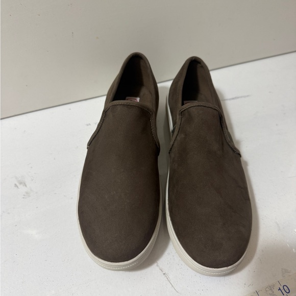 Blondo Shoes - Blondo women's Slip-On Casual Sneakers in Dark Brown new conditions